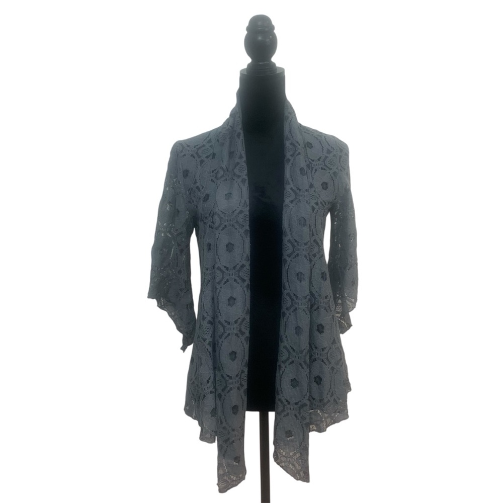 Annalee + Hope Woman S Gray Lace Feminine Whimsigoth 3/4 Flair Sleeves Cardigan